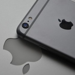 Apple rflchit pour baisser les prix de ses iPhone suite aux ventes dcevantes