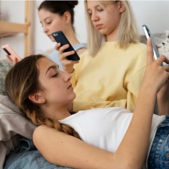 Et si nos smartphones étaient en train de faire chuter les naissances ? Et si nos smartphones étaient en train de faire chuter les naissances ?