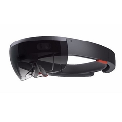 HoloLens : développeurs et entreprises auront accès à une première version en 2016