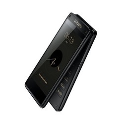 Samsung dévoile le Leader 8, un smartphone à clapet puissant