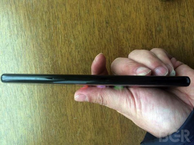 Samsung Galaxy S8 : de nouvelles photos qui confirment plusieurs détails