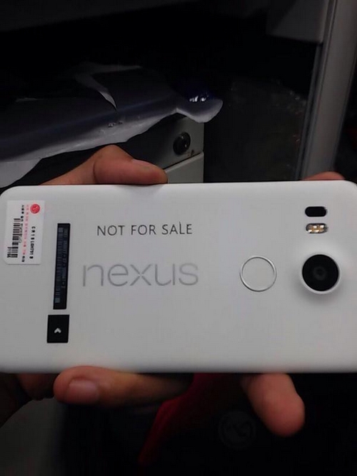 Nexus 5 : une photo du terminal apparaît sur le web