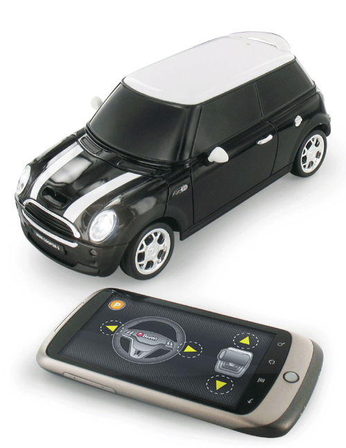 Conduisez une Mini Cooper S avec un smartphone